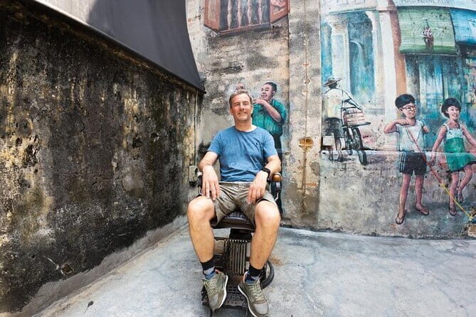 4-Hour Inspiring KL Cycling Tour - Stop 1: Asian Heritage Row (AHR) and the colonial set-up