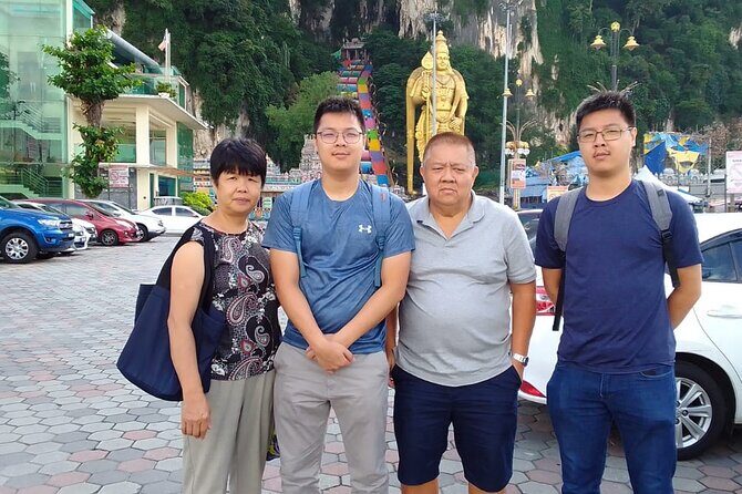 Airport Layover Tour: Kuala Lumpur Full-Day - Istana Negara, Merdeka Square, and Sultan Abdul Samad: power, independence, photos