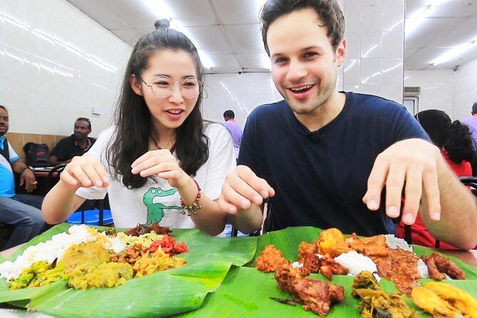 Amazing Local Food Tour in Kuala Lumpur - Stop 2: Chinatown with the LRT-to-Flavors Effect
