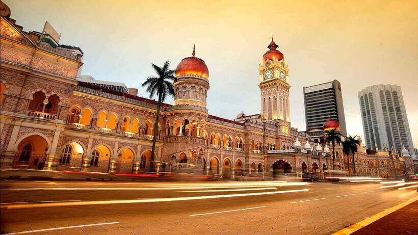 Batu Cave & Kuala Lumpur City Tour - Key moments worth planning around