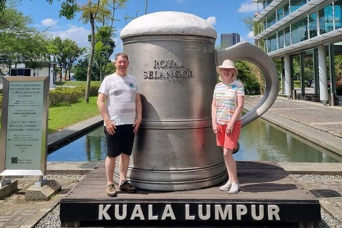 Batu Caves & Malaysian Handicraft Tour: Pewter & Batik Experience - The private upgrade: when undivided attention is worth it