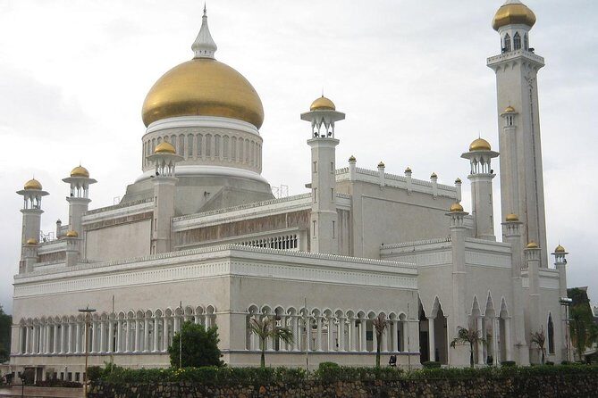 Brunei Heritage Tour - Kampong Ayer: the Venice of the East, with a quick roadside view
