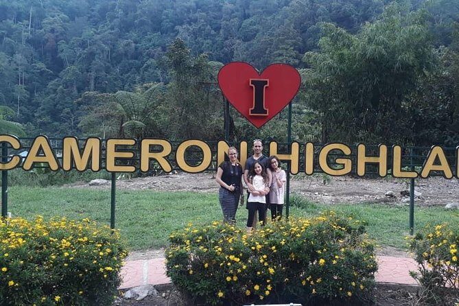 Cameron Highlands Day Trip From Kuala Lumpur - Agro Market: shopping, local produce, and the snack-stop feel