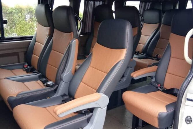 ~Chauffeur: Johor Bahru to Singapore Van Transfer - Pickup options in Johor Bahru: choose what makes your day easy