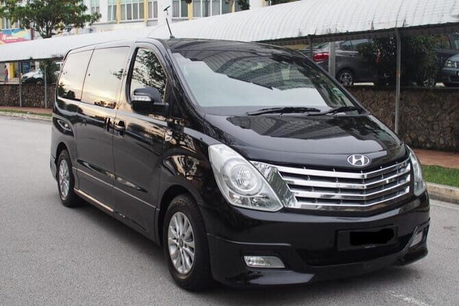 ~Chauffeur: Johor Bahru to Singapore Van Transfer - The drive itself: from Johor Bahru to Singapore in light traffic