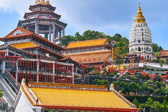 Discover Penang: City Highlights, Kek Lok Si Temple & Penang Hill - Stop 2: Dhammikarama Burmese Temple in George Town’s suburbs