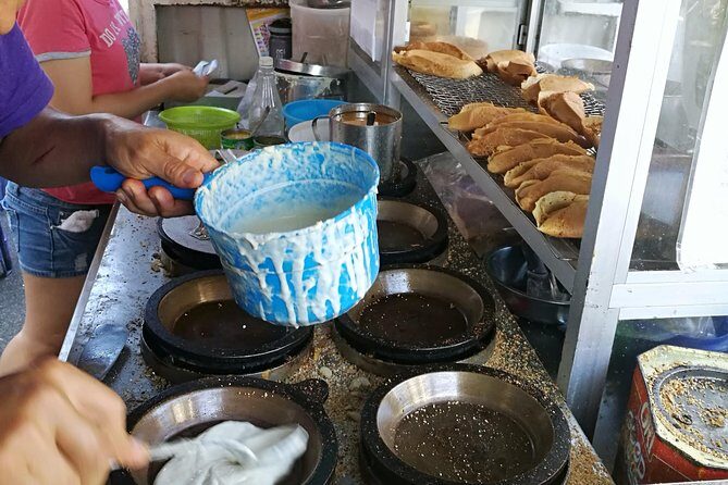 Eat Like A Local: Penang Street Food Tour - The guide’s role: how the origins make the food make sense