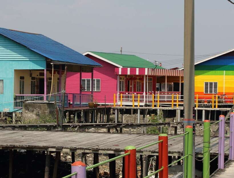 From Kuala Lumpur: Crab Island Tour with Seafood Lunch - Pulau Ketam by foot: what it’s like on a car-free Crab Island