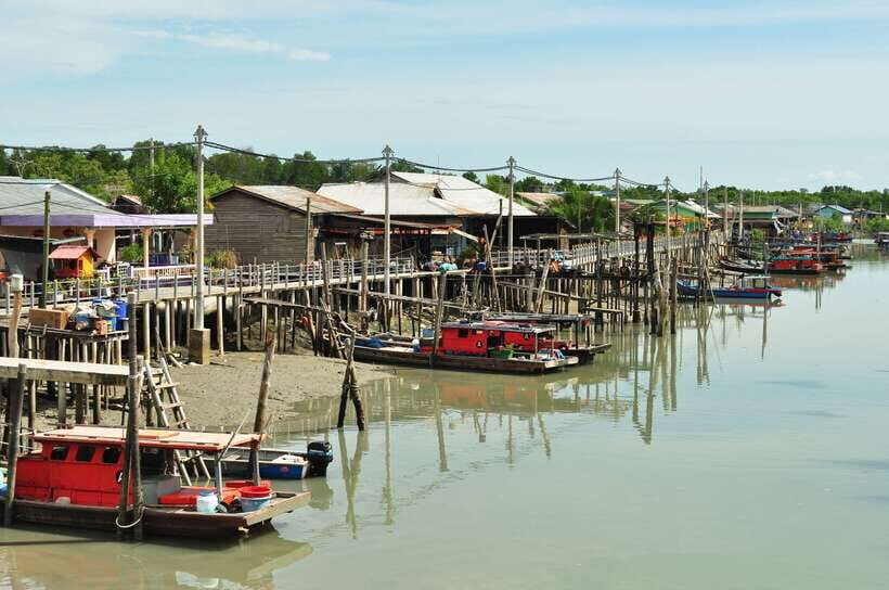 From Kuala Lumpur: Crab Island Tour with Seafood Lunch - Scooter options: fun, but only if you’re comfortable