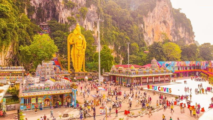 From Kuala Lumpur: Genting Highlands Day Tour & Gondola Ride - Shopping at Genting’s premium outlets: how to use your free time