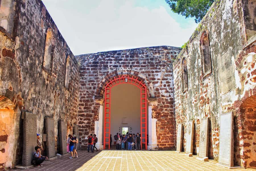 From Kuala Lumpur: Historical Melaka Day Tour with Lunch - Lunch in Malacca: included local food, drinks extra