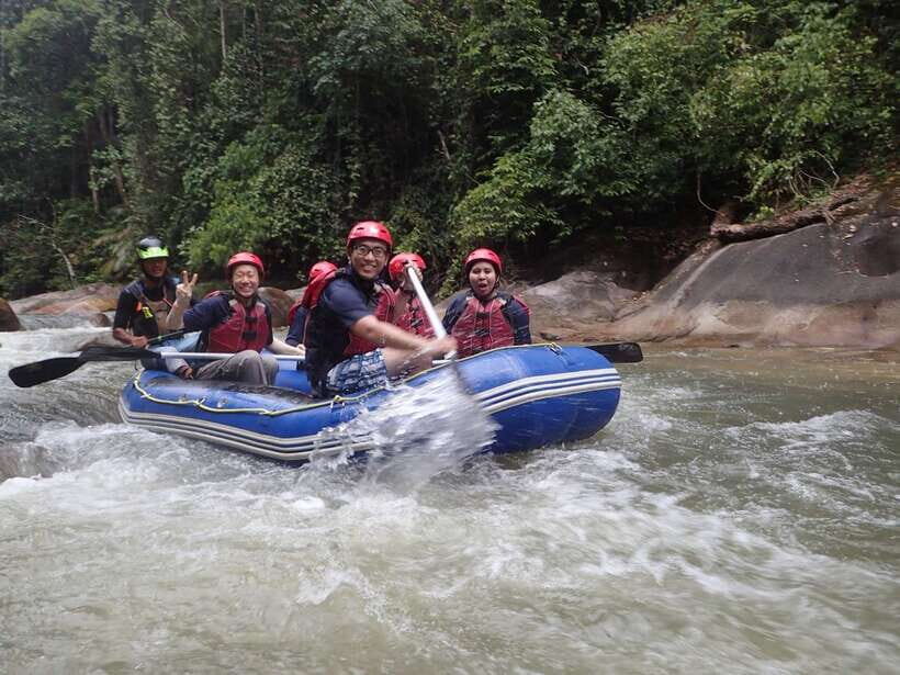 From Kuala Lumpur: Kampar River White Water Rafting - The safety briefing that makes Class I–III feel manageable