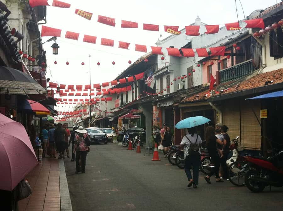 From Kuala Lumpur: Private Full Day Tour to Malacca - A’ Famosa: the fortress remains and the Portuguese-to-Dutch-to-British story