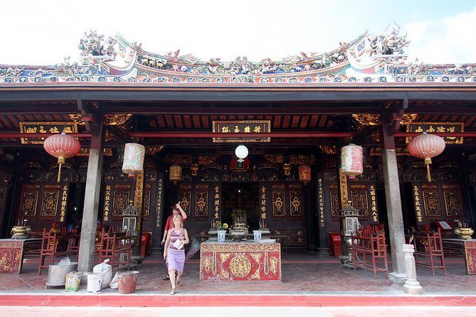 Full-Day Malacca City Tour - Jonker Street: where heritage meets snacks and shopping