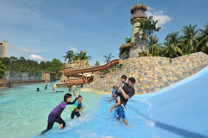 Full Day Trip from Kuala Lumpur to Sunway Lagoon Park - Your day at Sunway Lagoon: how the time usually feels