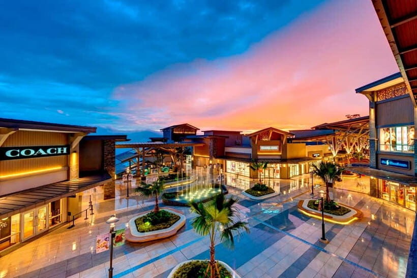 Genting Highland: Premium Outlets Cable Car - Awana to SkyAvenue: the Gondola Ride That Sets the Mood