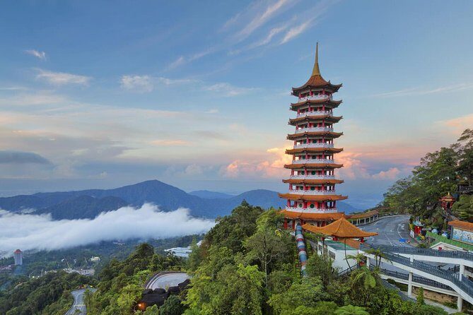 Genting Highlands & Batu Caves Day Tour + Chin Swee Temple - The morning start: pickup, timing, and how to avoid stress