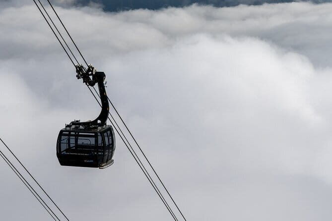 Genting Highlands & Batu Caves Include Cable Car Tickets - The Awana Skyway cable car: cool air plus the Chin Swee bonus