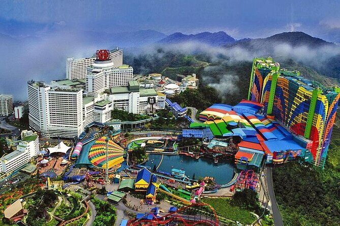 Genting Highlands Fun Day Trip from Kuala Lumpur - Premium Outlets: shopping in a mountain setting