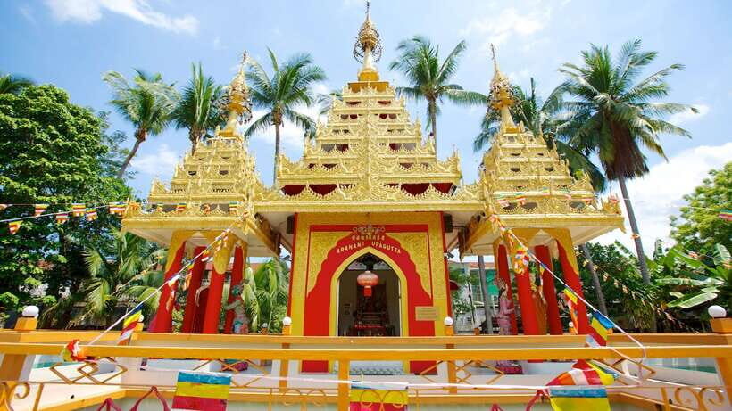 George Town: 5-Hour Penang Island City Tour - Dharmikarama Burmese Temple and the tallest Buddha in Malaysia