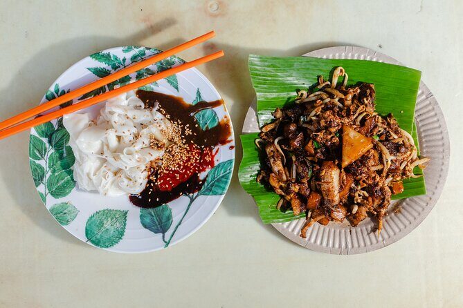 Good Morning Penang Food Tour with 15+ Tastings - Char koay kak and dim sum: the savory middle acts