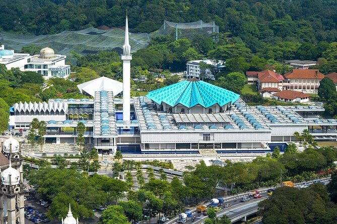 Group Tour: Half-Day Kuala Lumpur City Exploration Tour - National Mosque (Masjid Negara): architecture plus a Friday rule
