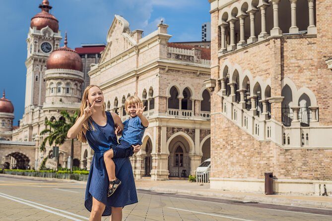 Group Tour: Half-Day Kuala Lumpur City Exploration Tour - National Monument: a meaningful stop that also teaches you to look