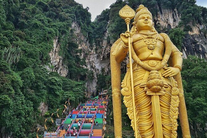 Half Day Cultural And Batu Caves Tour in Kuala Lumpur - Masjid Negara in 13 acres of gardens, with Friday access rules
