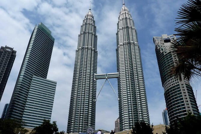 Half Day Private Cultural Discovery in Kuala Lumpur - Masjid Negara (National Mosque): architecture and when Friday changes everything
