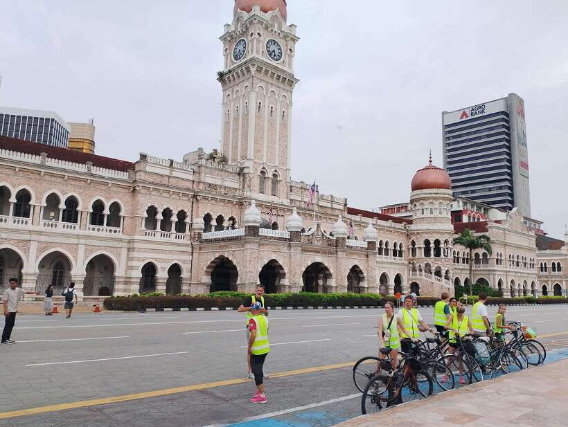 Hidden Kuala Lumpur: 4-Hour Bike Tour - Teh Tarik and Local Bread-Making (When It’s Available)