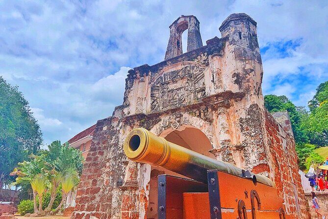 Historical Malacca Day Tour from Kuala Lumpur (Private Tour) - Cheng Hoon Teng Temple: three traditions in one place