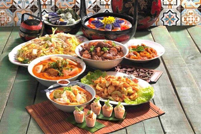 Historical Malacca Day Tour with Lunch from Kuala Lumpur - Jonker Street: your hour to eat, browse, and slow down