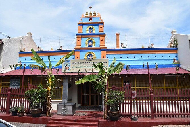 Historical Malacca Day Tour with Lunch from Kuala Lumpur - Kampung Kling Mosque: Harmony Street’s spiritual neighbor