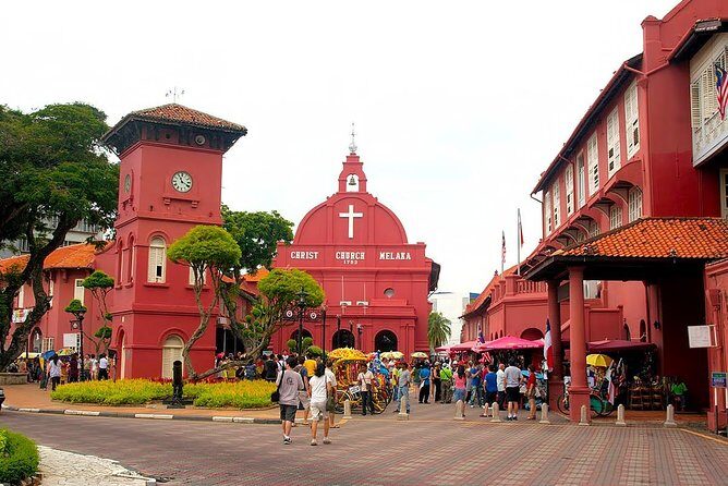 Historical Melaka Day Tour - St. Peter’s Church: old Catholic roots with a clear dress code