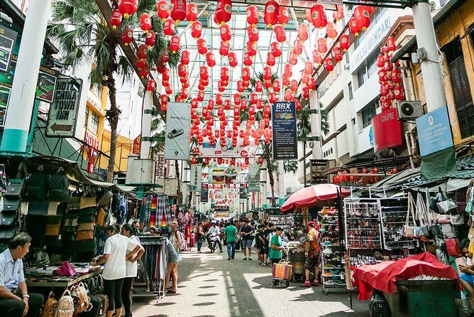 Immerse Yourself in Kuala Lumpur Heritage on a Night Tour - The streets between temples: Little India flavor without the full-day commitment