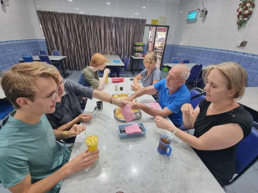 Ipoh Cave Temples Tours - Cave Temple Stop 1: The Workout Moment and the Ipoh View