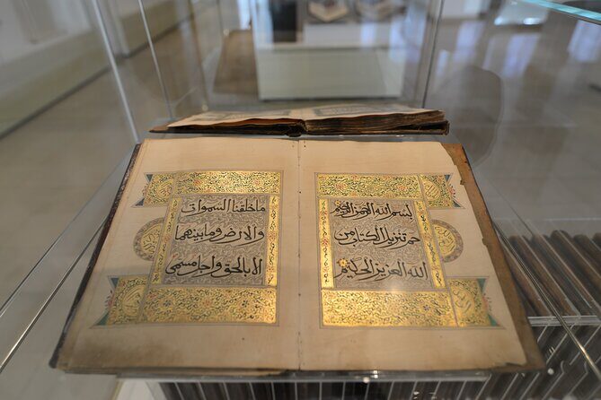 Islamic Arts Museum Admission with Kuala Lumpur Famous Landmarks - Istana Negara: The National Palace Stop That Keeps It Short