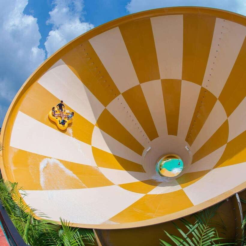 Johor: Adventure Waterpark Desaru Coast Entry Ticket - Getting in: wristband exchange at the park