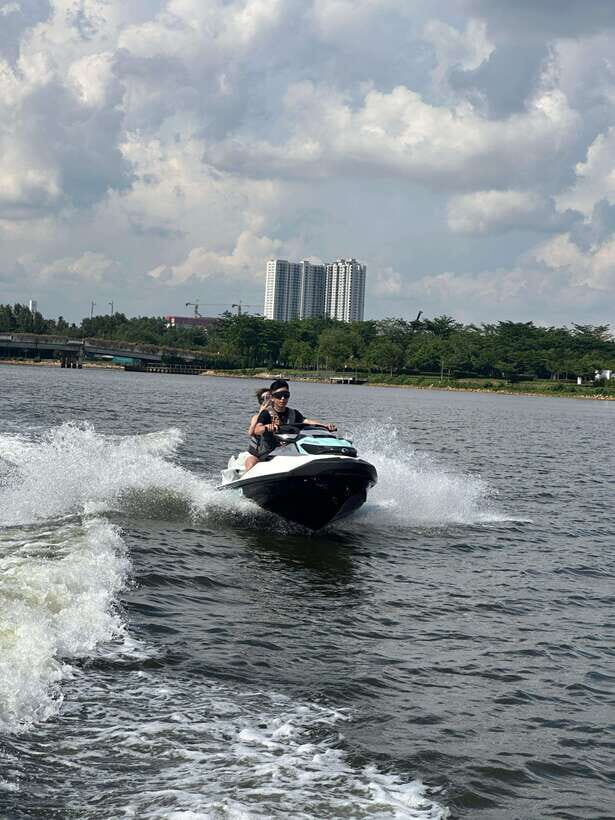 Johor Bahru : Seadoo JetSki 30mins Self Ride Tour (Double) - Should you book the SEA-DOO 30-minute self-ride in Johor Bahru?
