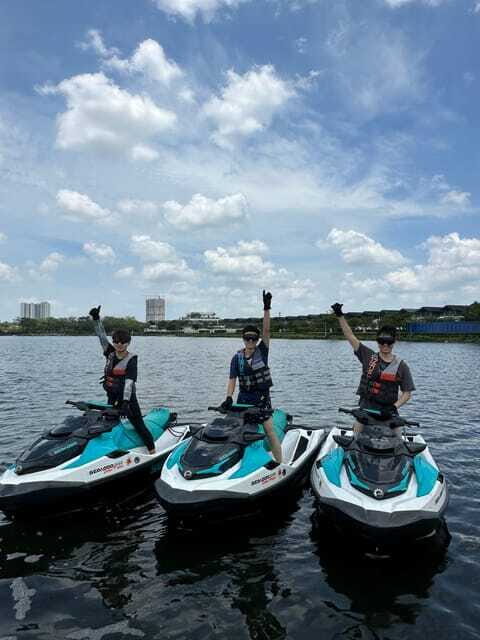 Johor Bahru : Seadoo JetSki 30mins Self Ride Tour(Single) - The photo moments: more than a nice extra