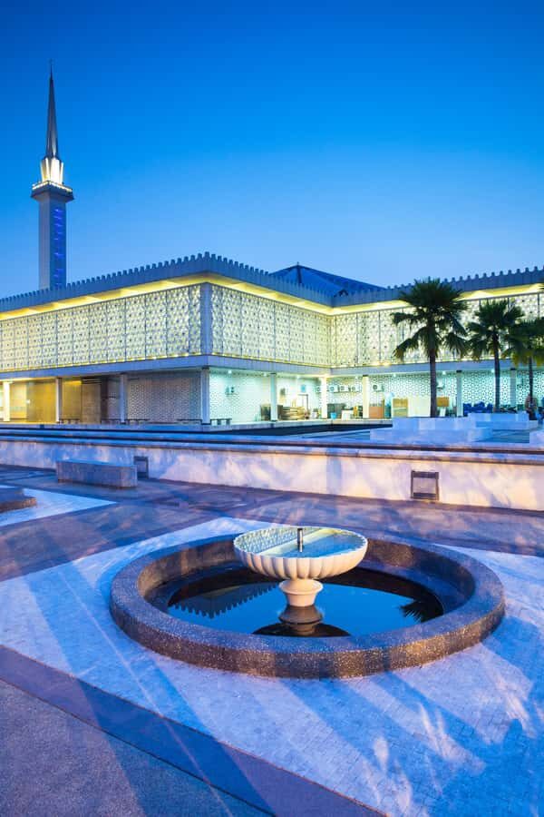 Kuala Lumpur: 4-Hour Tour & KL Towers Visit [Private] - National Monument, National Mosque, and KL Railway Station