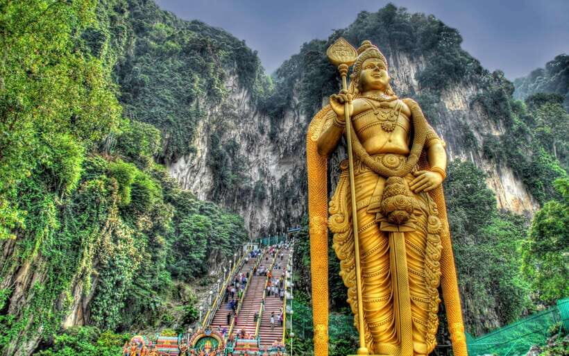 Kuala Lumpur : Batu Caves Private Tour - Batu Caves, Explained: More Than Colorful Stairs