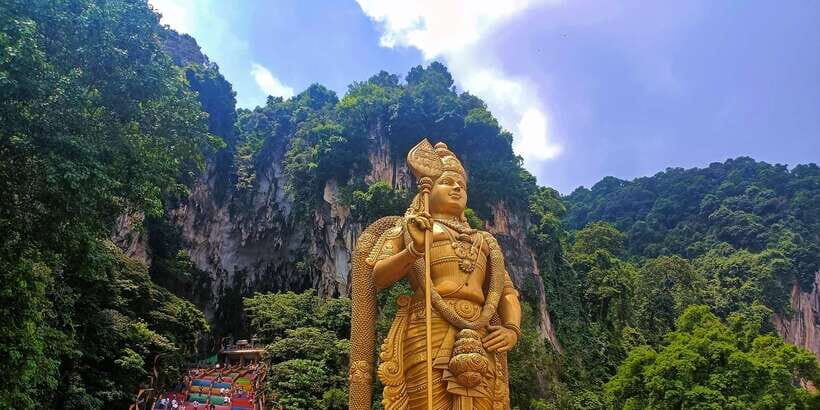 Kuala Lumpur: Batu Caves, Ramayana Caves & Kanching Falls - What to Pack (and Wear) for Temples and Wet Waterfall Sections