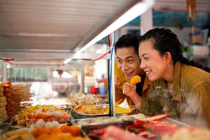 Kuala Lumpur Best Food Tour With A Guide - Why the guide quality makes or breaks a food tour