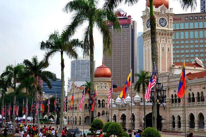 Kuala Lumpur Chinatown Evening Walking Tour with Dinner - Jalan Masjid India and the Hawker Meal: Order, Watch, Eat