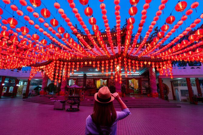 Kuala Lumpur City Tour (8 hours) - Batu Caves: free entry, big energy, and temple stairs