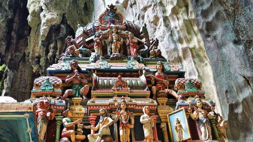 Kuala Lumpur: City Tour & Batu Caves Combo - Batu Caves: 272 steps, Lord Murugan, and the best city views on the route