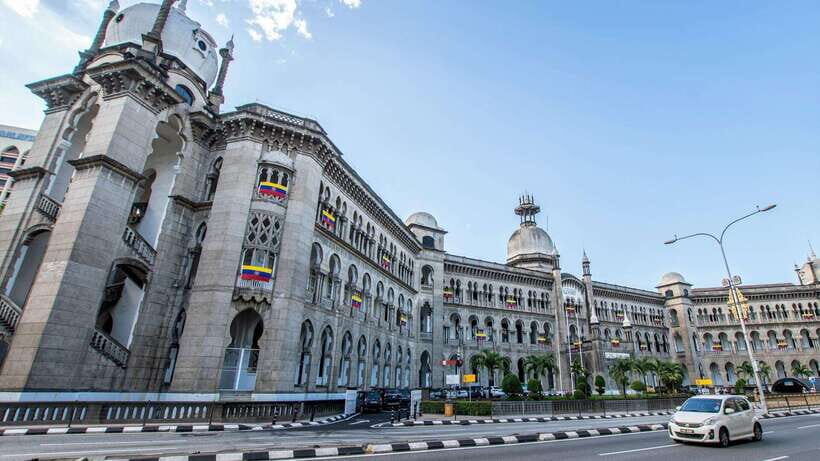 Kuala Lumpur: City Tour & Batu Caves Combo - From Merdeka 118 to Independence Square: colonial-era KL you can walk through