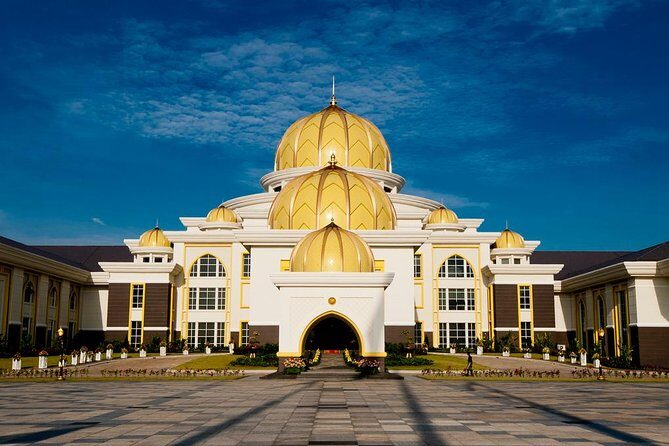 Kuala Lumpur City Tour - Half Day - Stop 5: Thean Hou Temple and the Faith-Style Blend