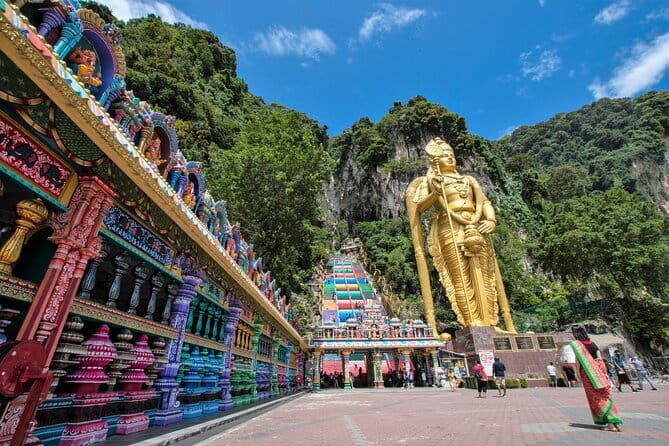 Kuala Lumpur City Tour with 21 Attraction (Private) - Pickup, vehicle, and your guide in plain English